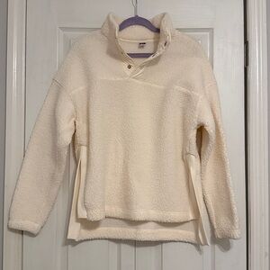 Old Navy Cream Fleece Sweatshirt